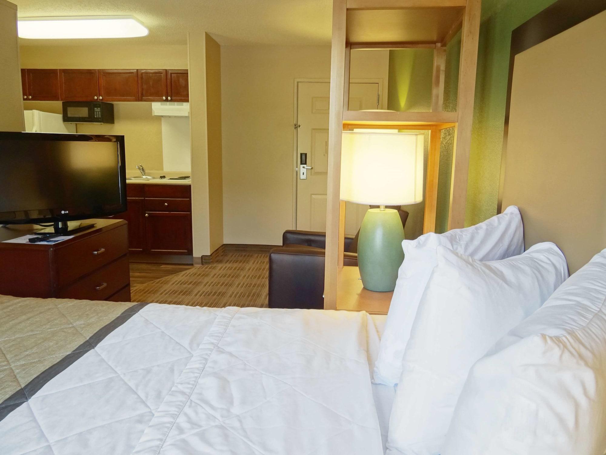 Sonesta Simply Suites Stafford Bagian luar foto