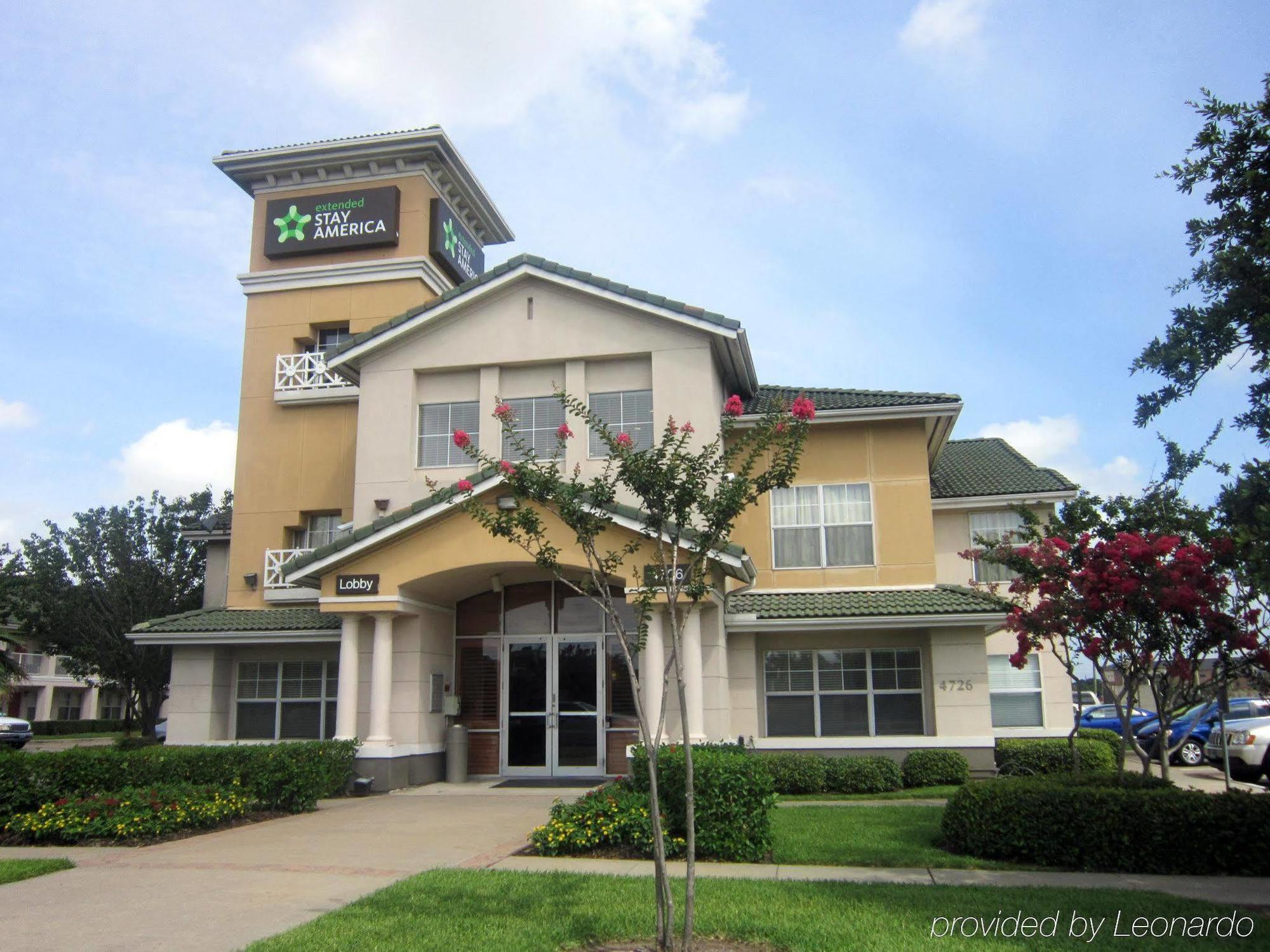 Sonesta Simply Suites Stafford Bagian luar foto