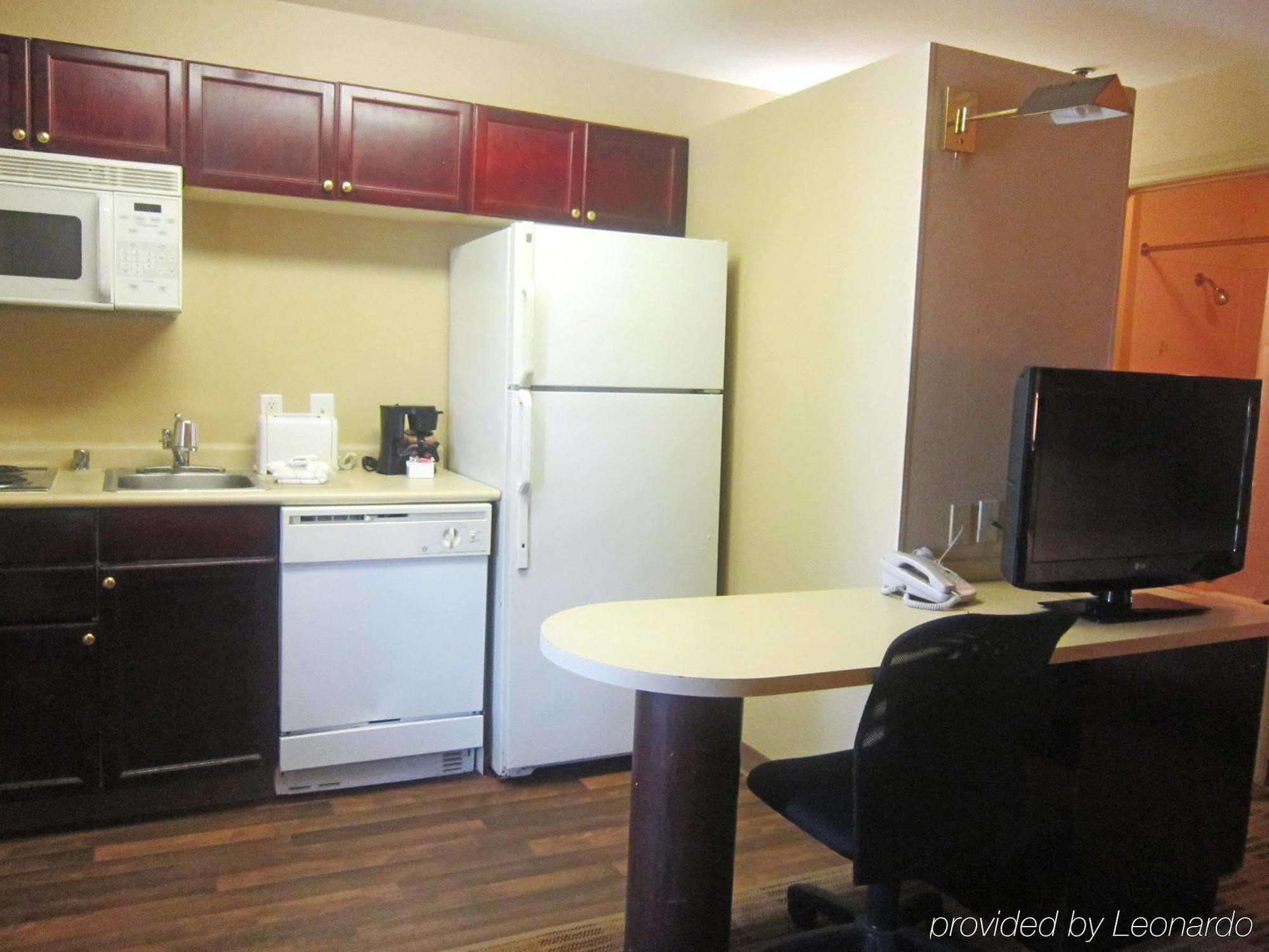 Sonesta Simply Suites Stafford Bagian luar foto